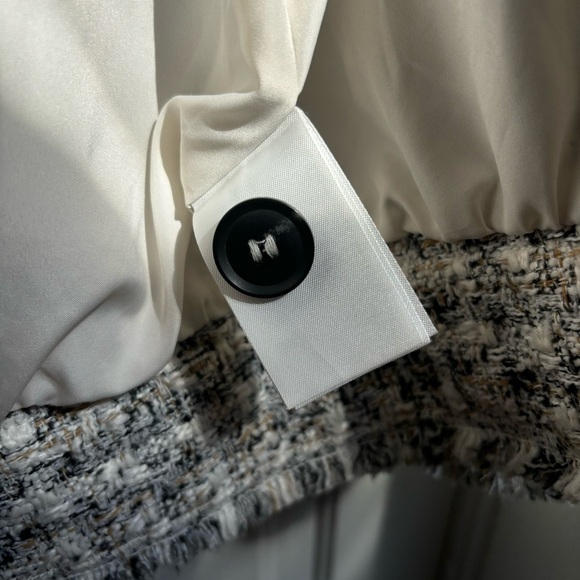 H&M Tweed Textured-Weave White And Black Cropped Bomber Jacket Size XS - Picture 12 of 13